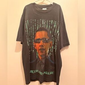 Basketcase Gallery Barack Obama T shirt